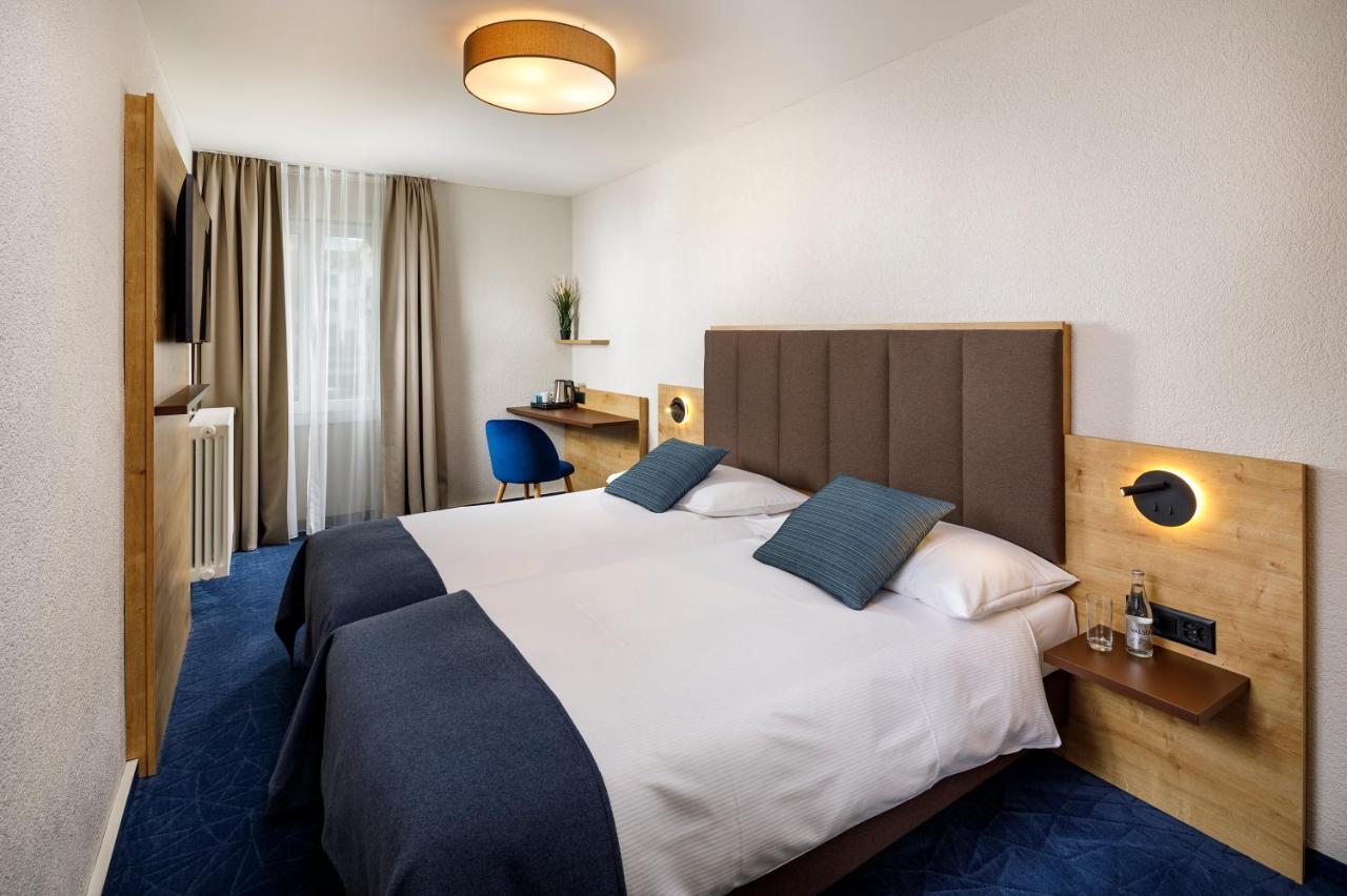 Hotel Tivoli ชลีเรน ภายนอก รูปภาพ
