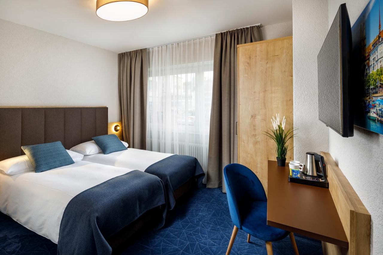 Hotel Tivoli ชลีเรน ภายนอก รูปภาพ