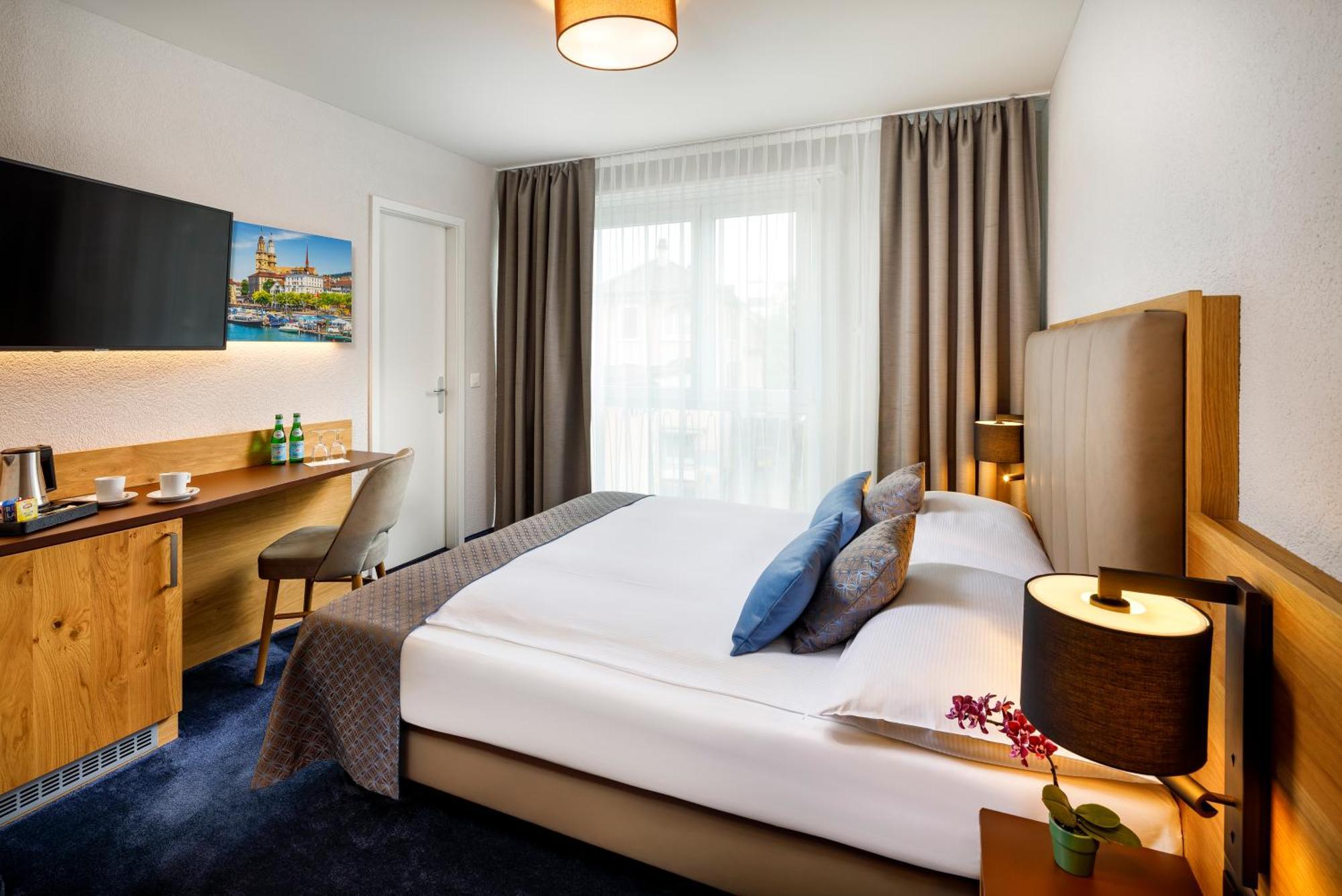 Hotel Tivoli ชลีเรน ภายนอก รูปภาพ